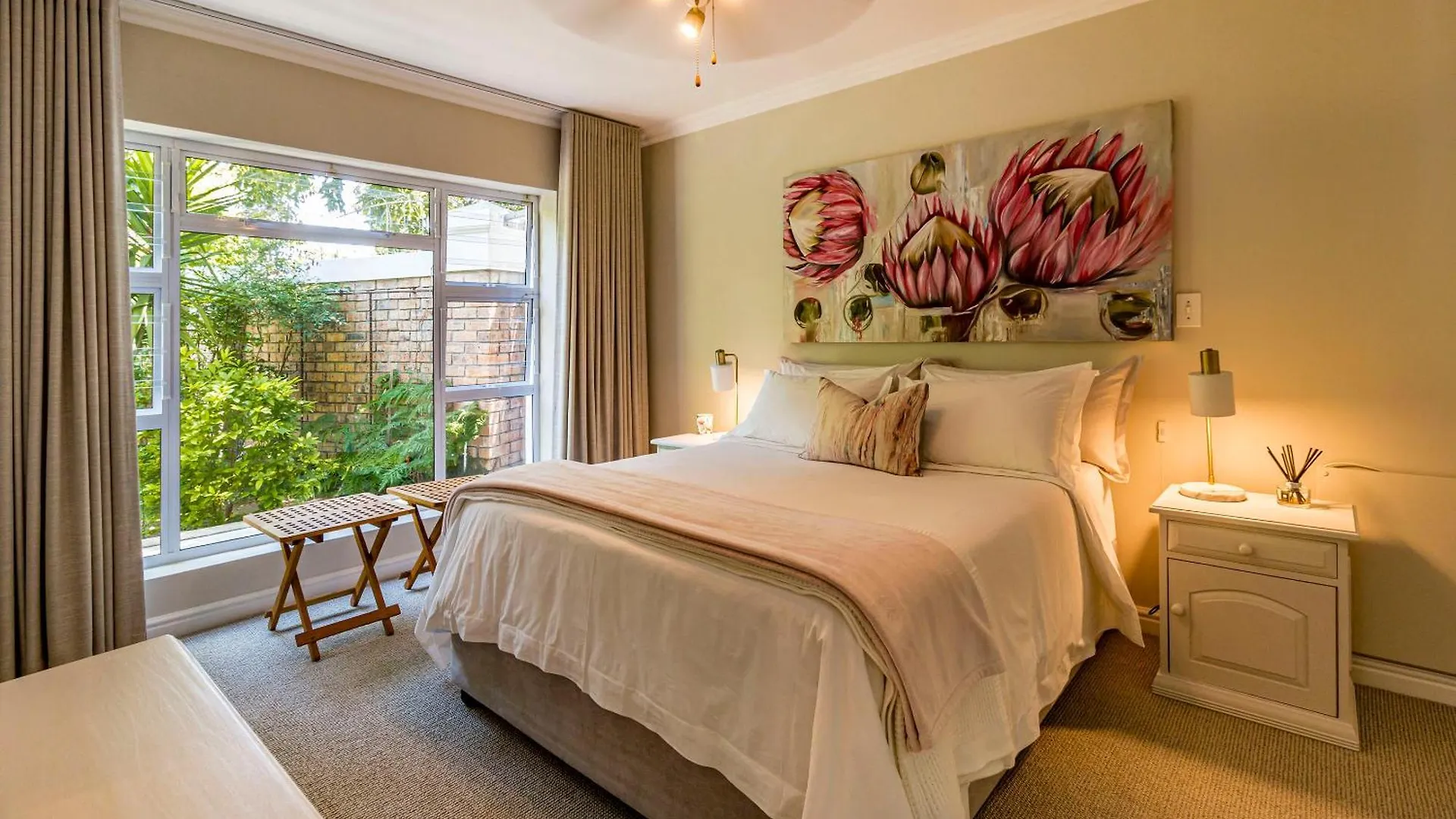 The Atrium Apartment Somerset West 0*,