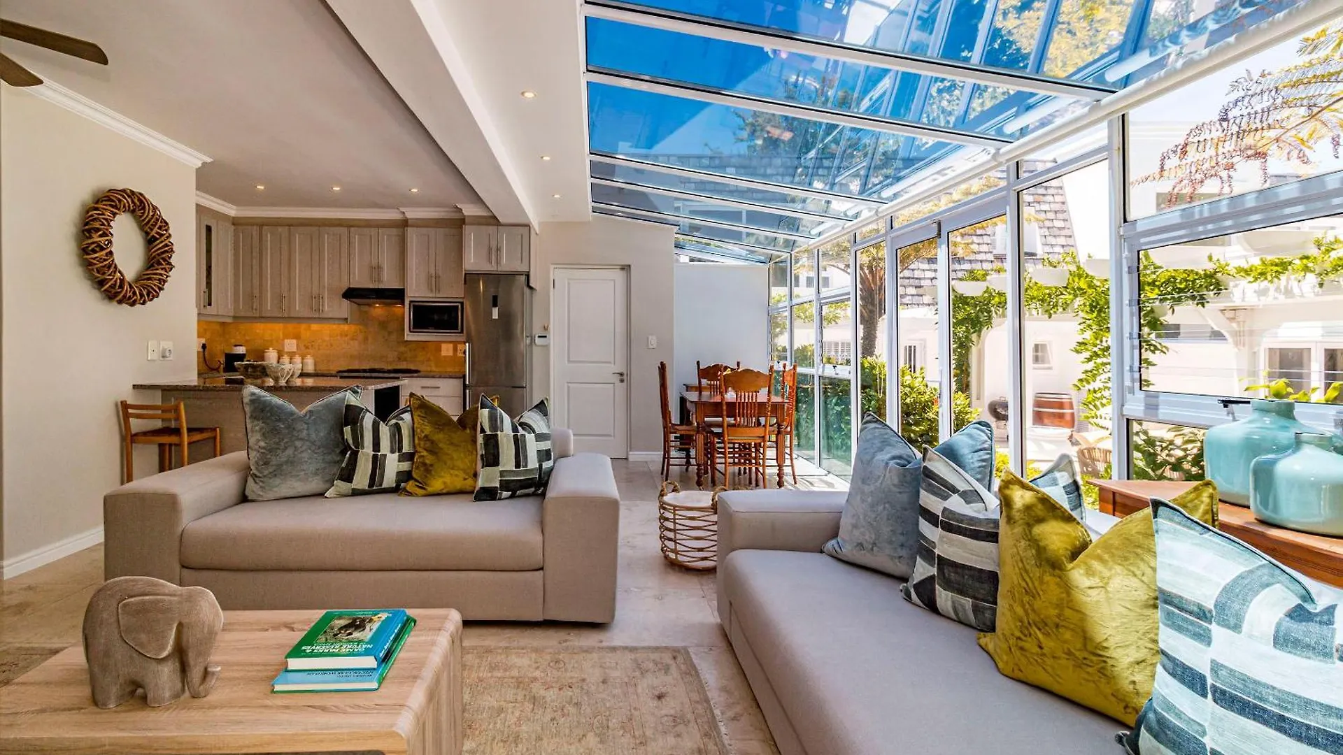 The Atrium Apartment Somerset West 0*,  South Africa