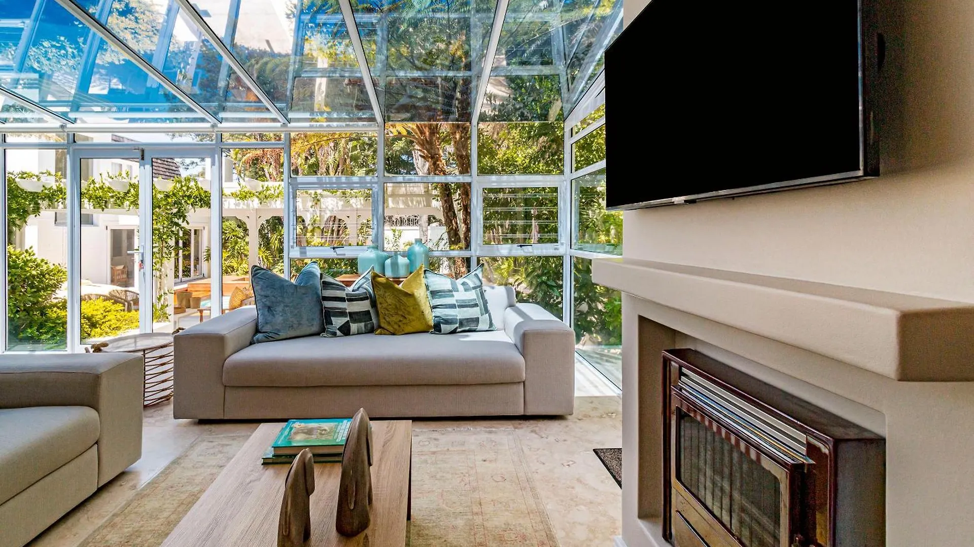 The Atrium Apartment Somerset West